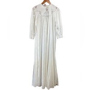 Vintage LovLee White Lace Detail Robe Size S